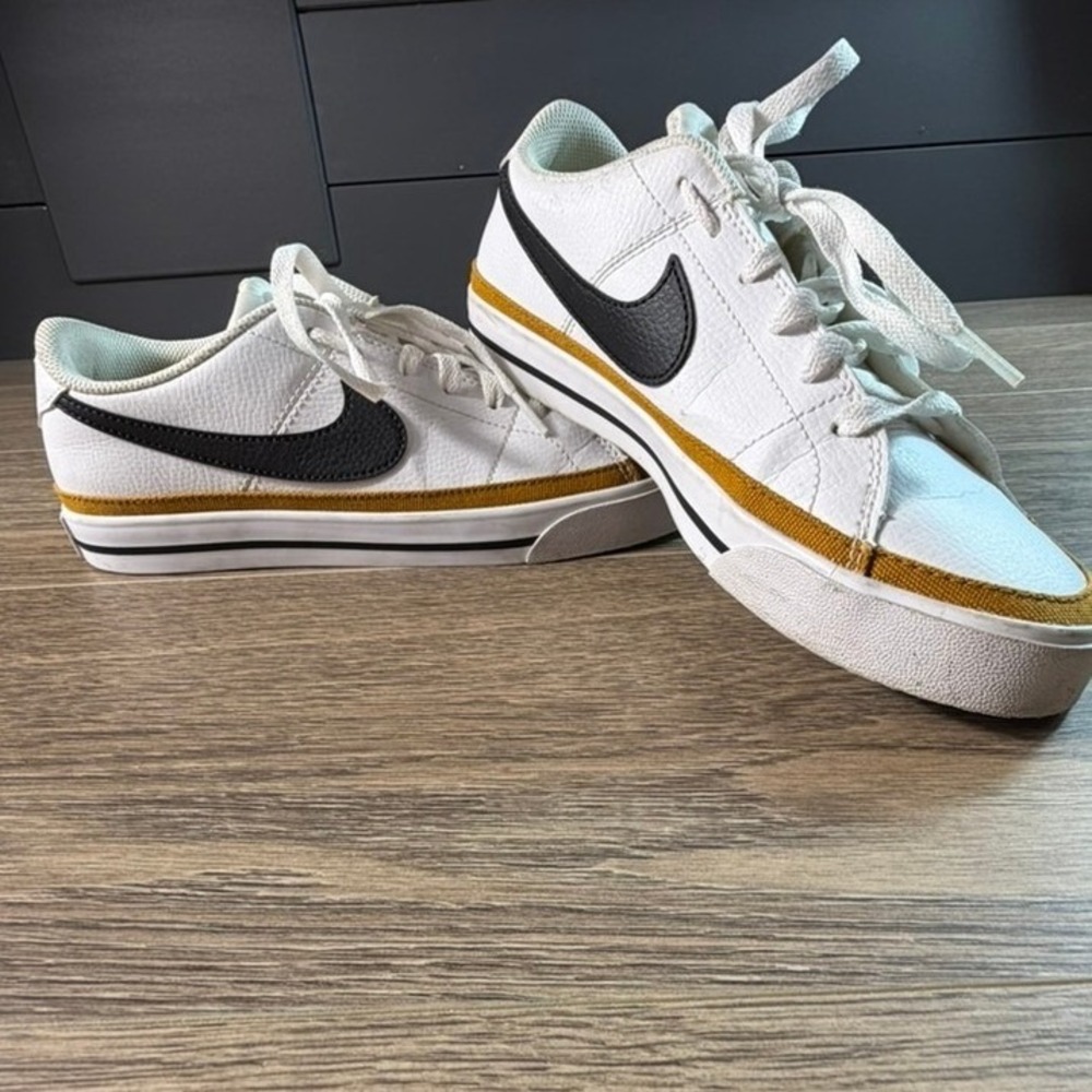 Nike Court Legacy Next Nature Womens White Black Wheat Size 8 Lifestyle